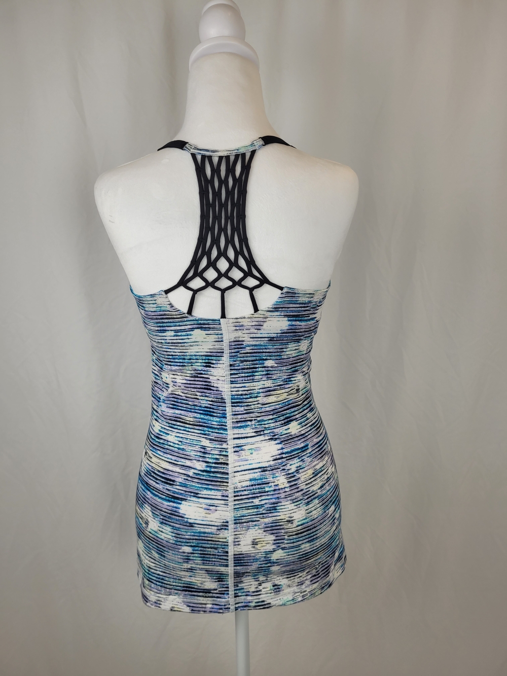 Lululemon EUC True Self Tank - Blurry Belle Multi - Size 6